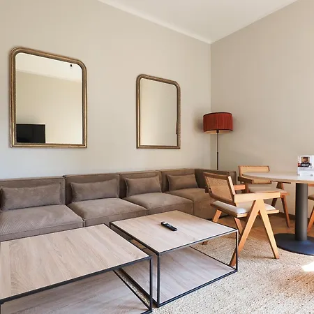 Elegant Moscova Apt-3